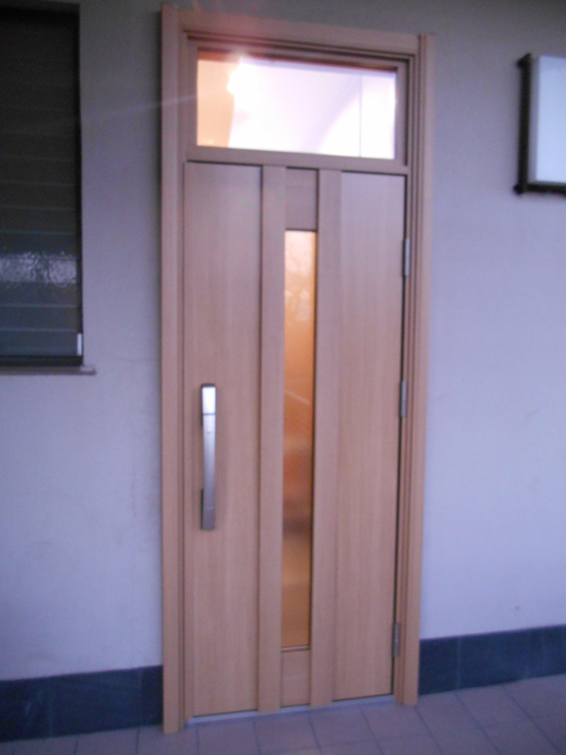 アルミ製玄関ドア